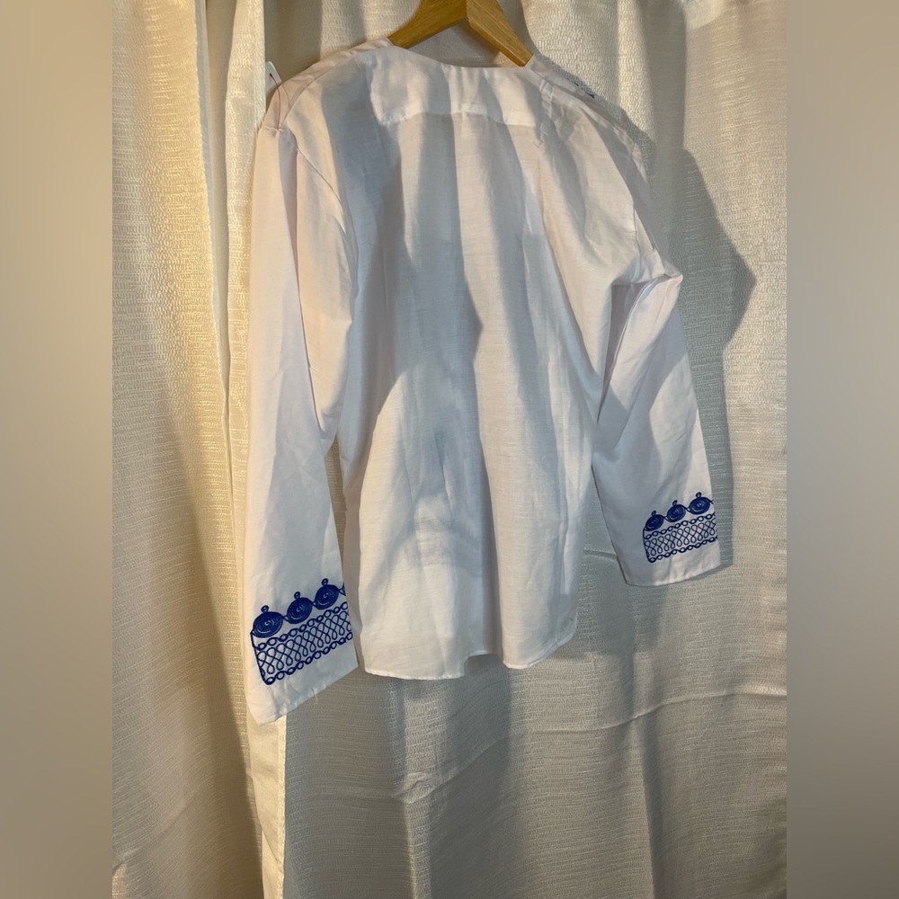 N/A long sleeve design size 3